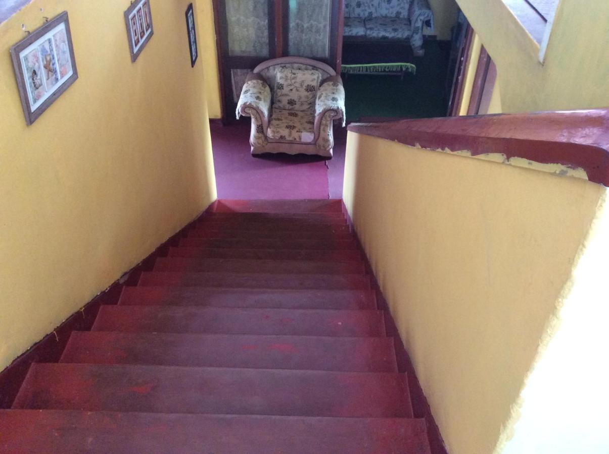 New Rest House Sea View Hotel Negombo Esterno foto