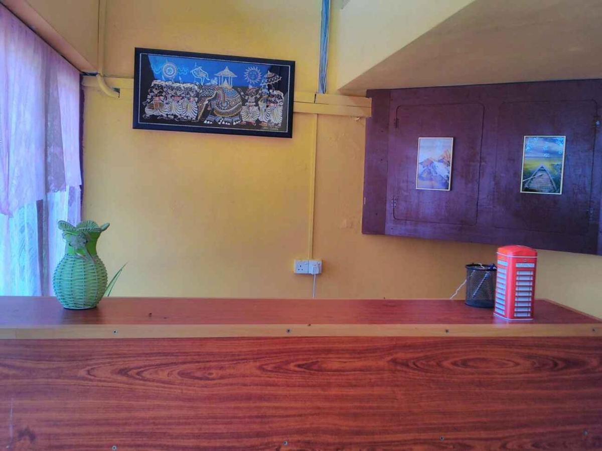 New Rest House Sea View Hotel Negombo Esterno foto